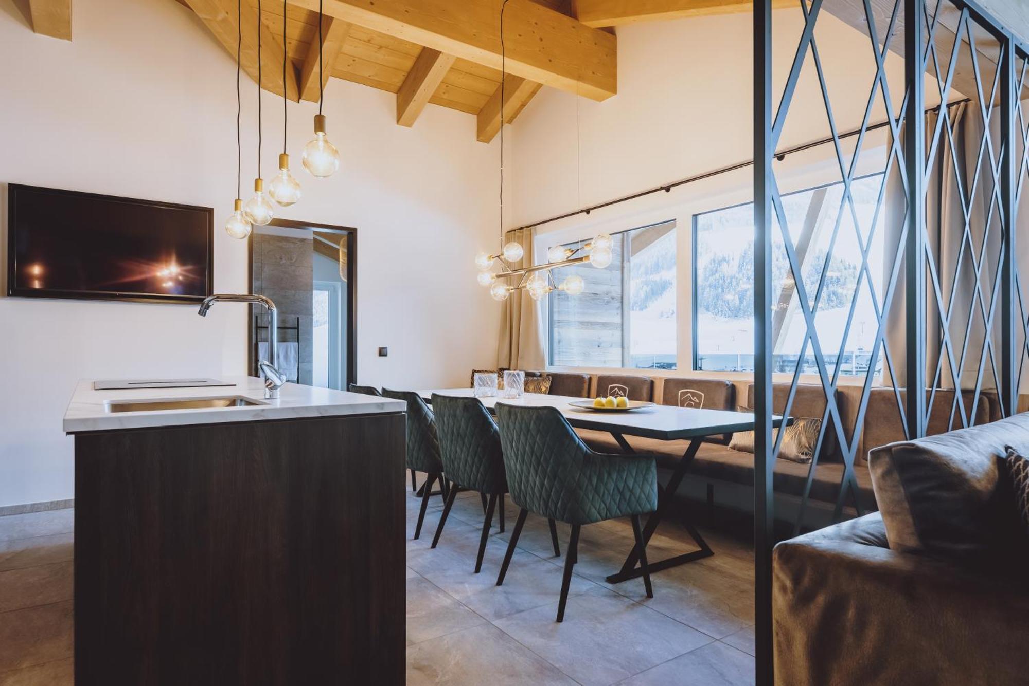 Glemm By Avenida Superior Hotel & Residences ザールバッハ・ヒンターグレム エクステリア 写真