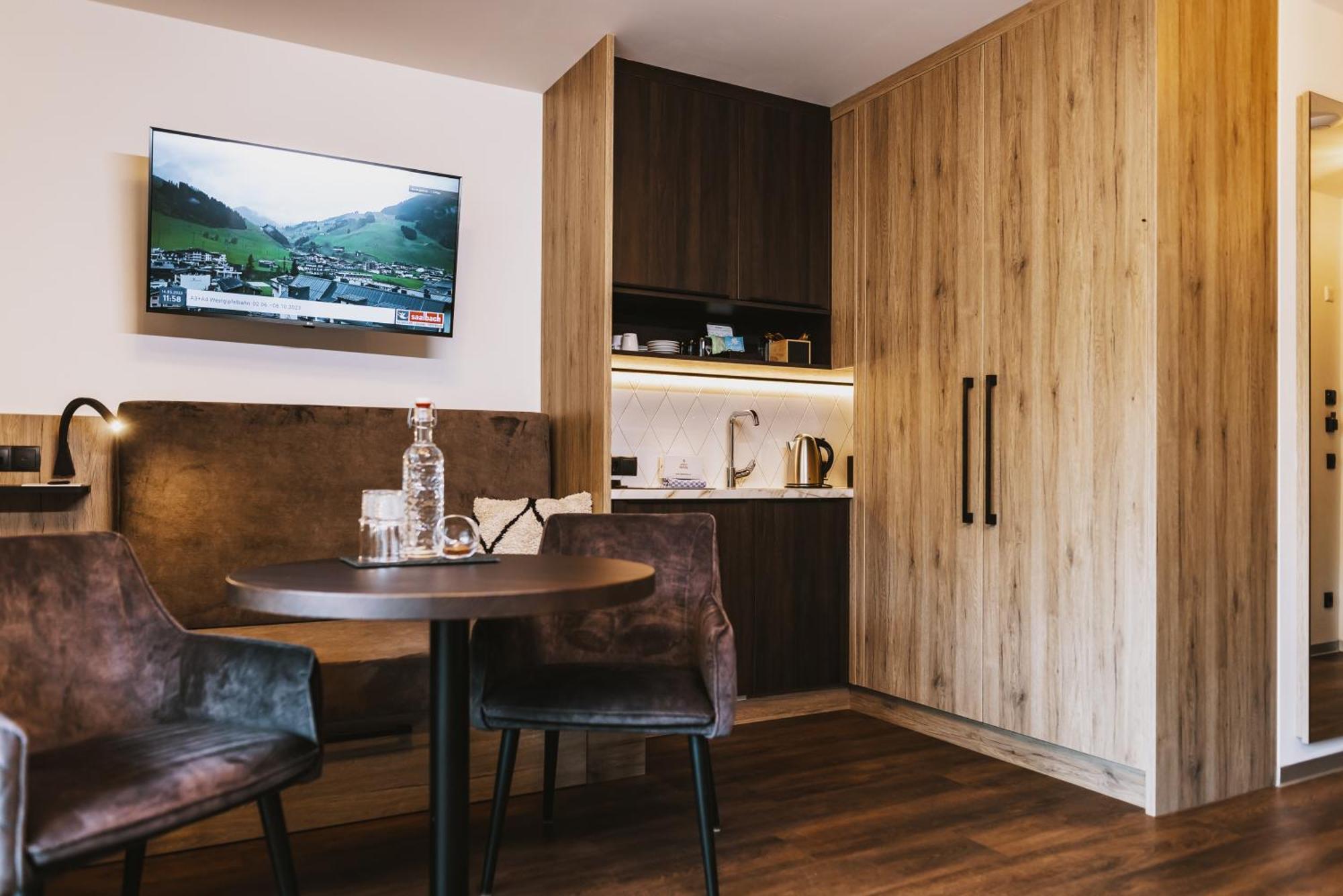 Glemm By Avenida Superior Hotel & Residences ザールバッハ・ヒンターグレム 部屋 写真
